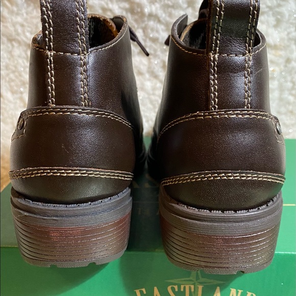Eastland Brown Ankle Boots - Picture 11 of 12